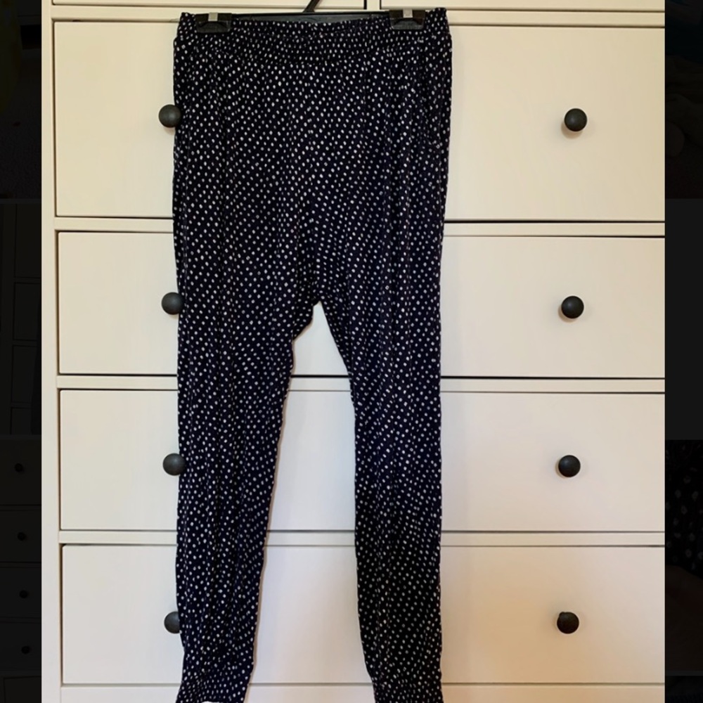 H&M Lounge Pants in Navy Pattern